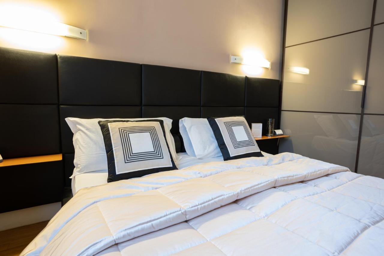 Cardilli Luxury Rooms Roma Exterior foto